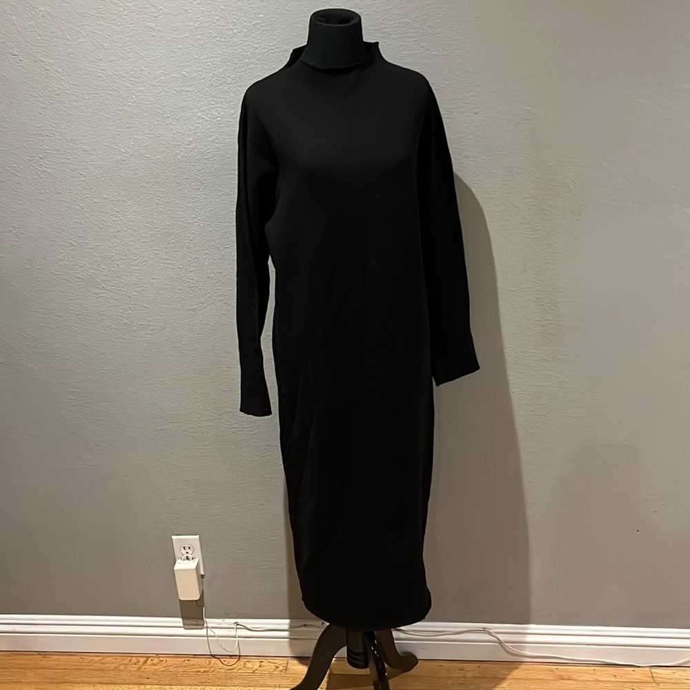 New Frank & Eileen ISABELLE
Funnel Neck DressTRIPLE FLEECE Black - Picture 3 of 17